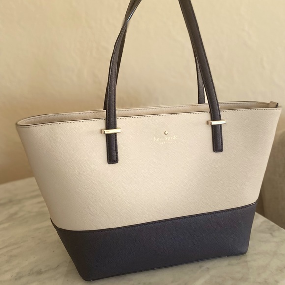 Kate Spade handbag - Picture 1 of 1